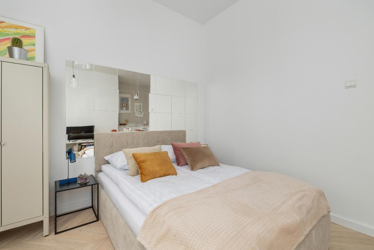 Bright Studio In The Centre Of Katowice Opolska By Noclegi Renters מראה חיצוני תמונה